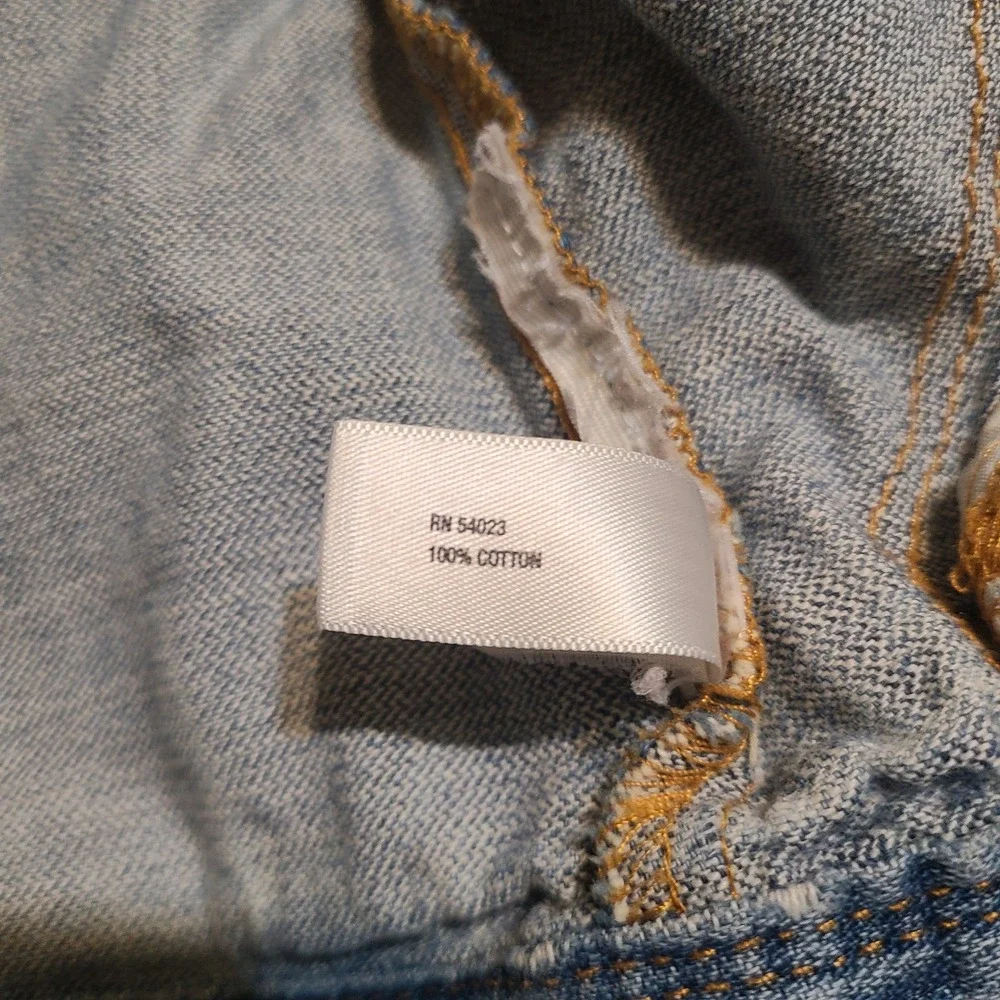 Gap Kids Light Denim Jean Jacket XS 4/5 Boho Embellished Cuffs Pockets‎ Snaps